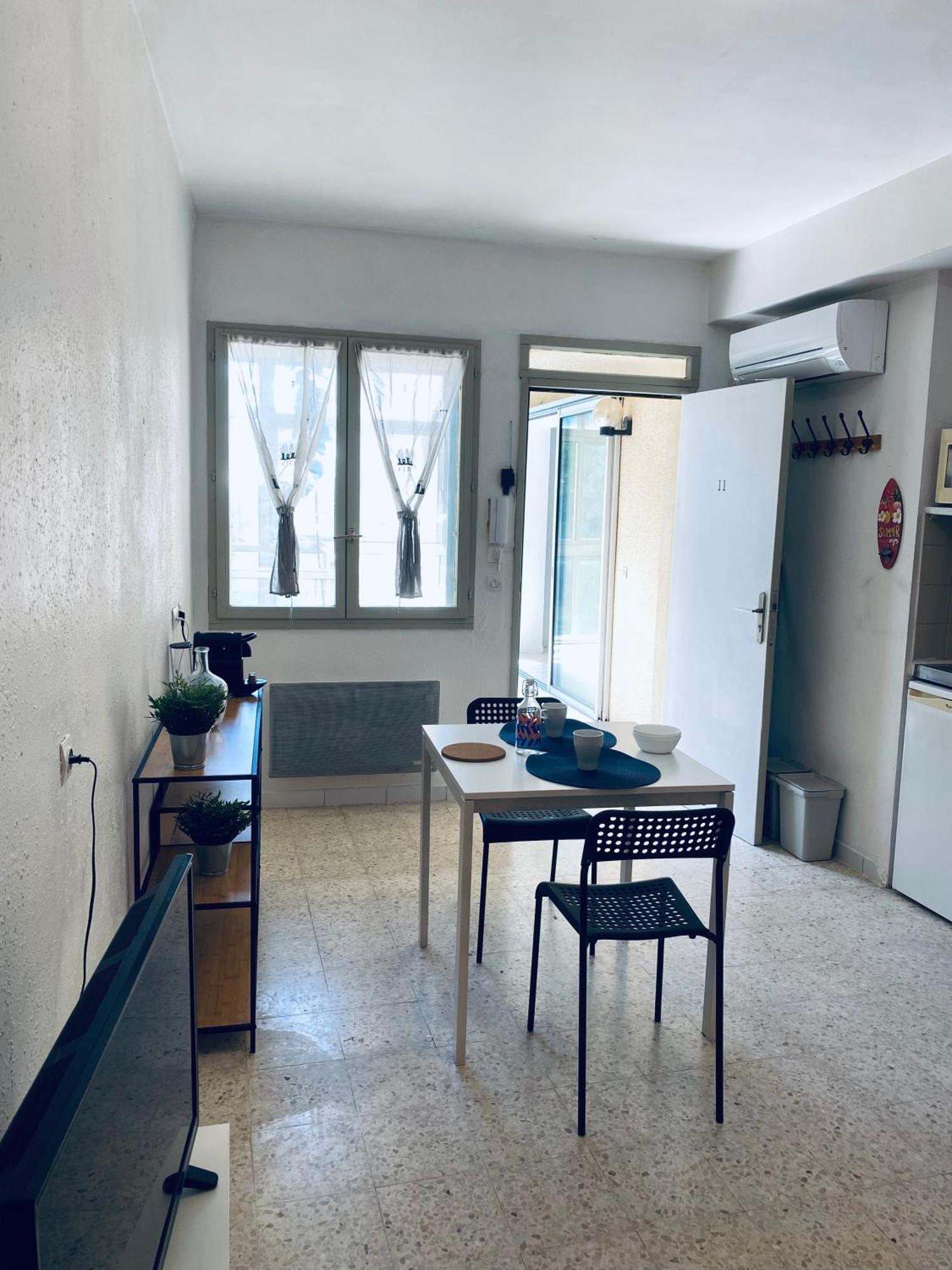 La Maison D'Antonin Ним Екстериор снимка